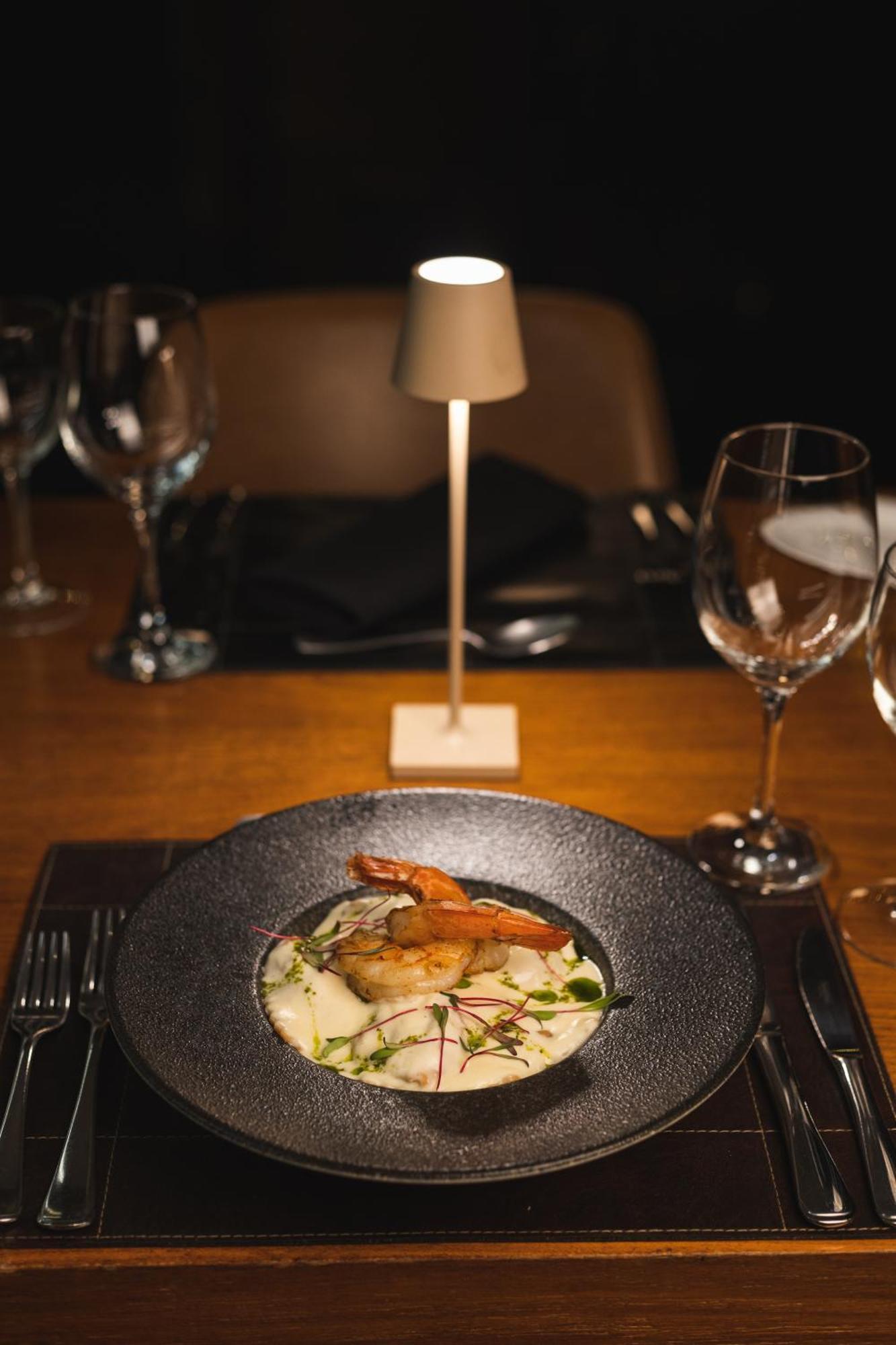 Ouro Minas Hotel Belo Horizonte, Dolce By Wyndham Buitenkant foto A meal at the restaurant