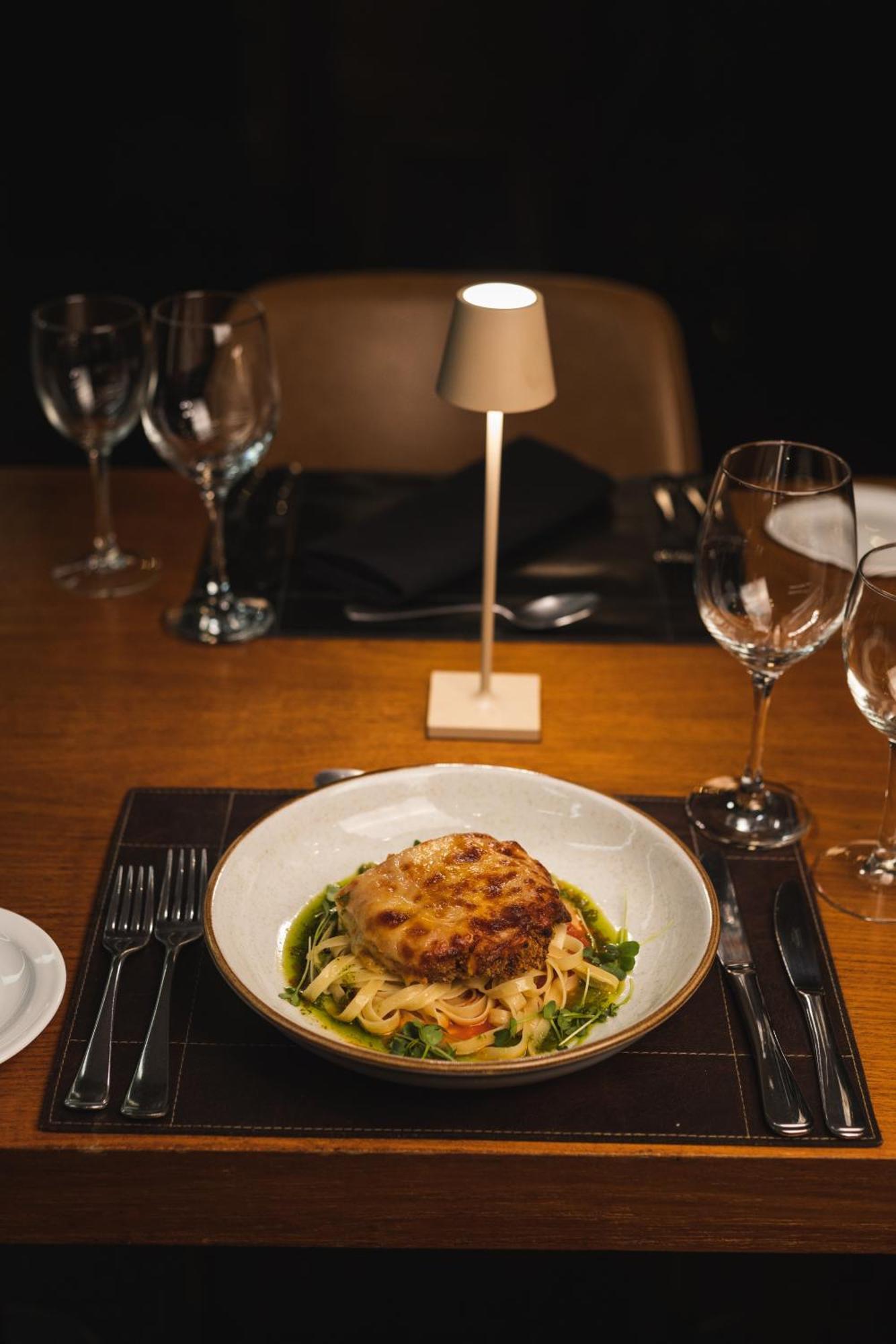 Ouro Minas Hotel Belo Horizonte, Dolce By Wyndham Buitenkant foto A meal at the restaurant